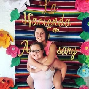 Meet your Posher, Taylor